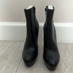 Steve Madden Ankle Boots - High Heel- New